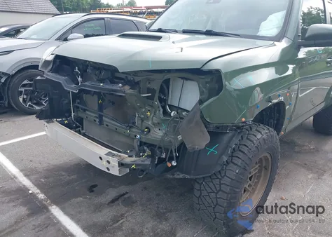 2022 Toyota 4Runner Trd Off Road from USA, damaged, VIN JTEPU5JR5N6036229